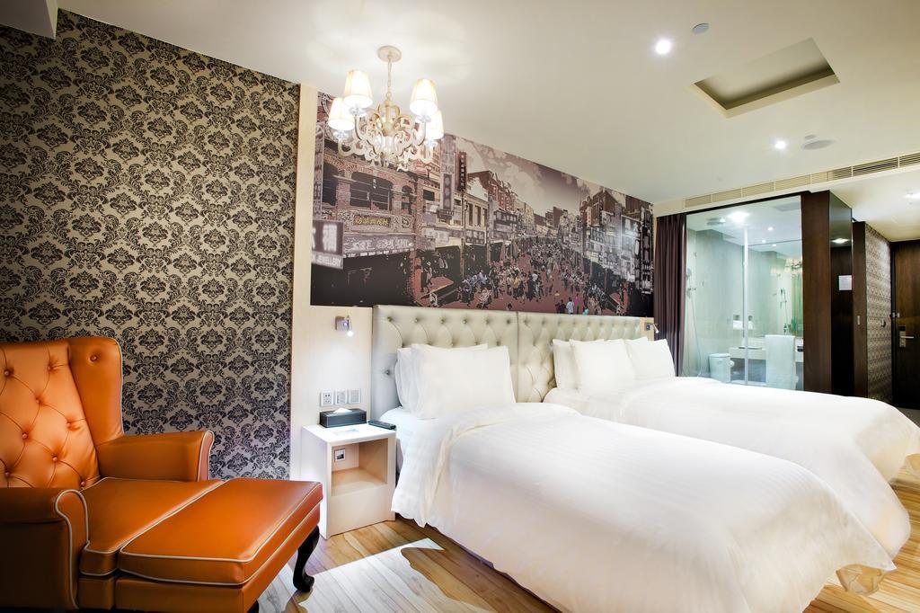 Fx Hotel Tainan Esterno foto