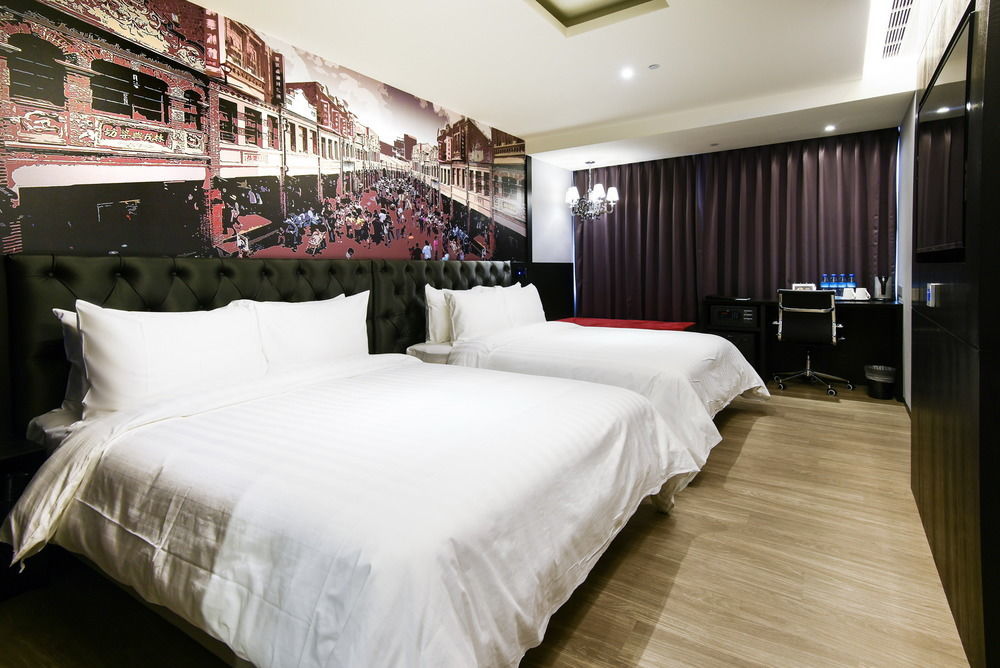 Fx Hotel Tainan Esterno foto